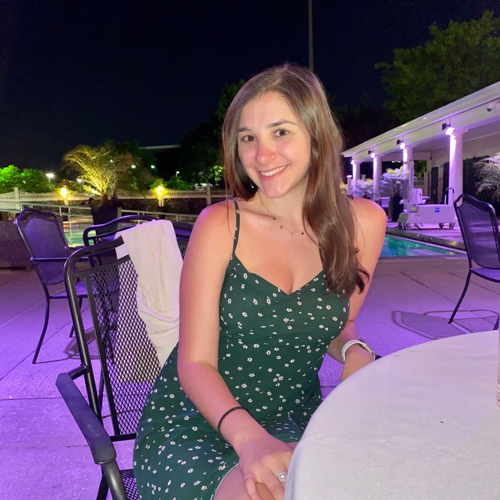 Meet your Posher, Gabriella